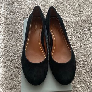 New Vionic Black Flats